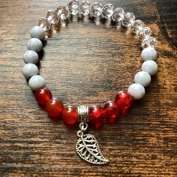 Bracelets - Picture 4 of 6